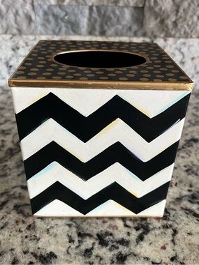 Mackenzie-Childs Black & White ZigZag & Gold Dot Boutique Tissue Box Cover.  EUC